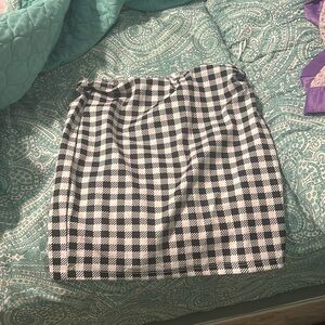 Skirt // only worn once